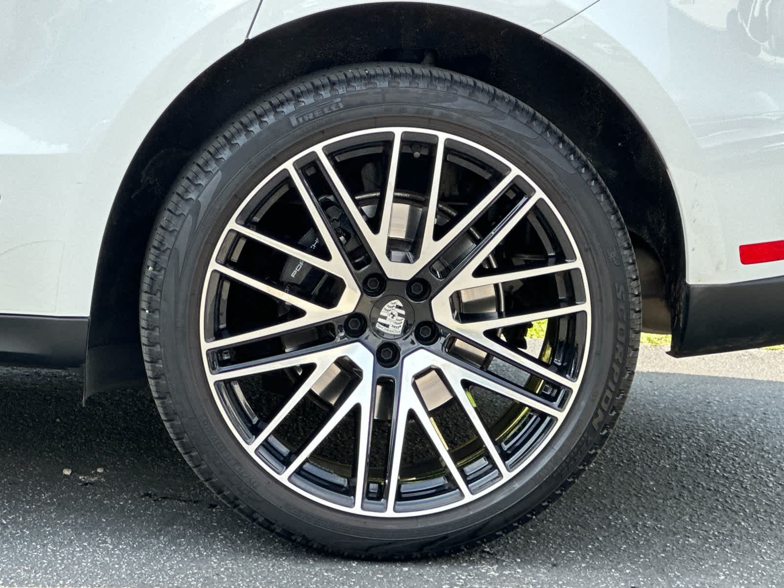 2025 Porsche Macan Macan