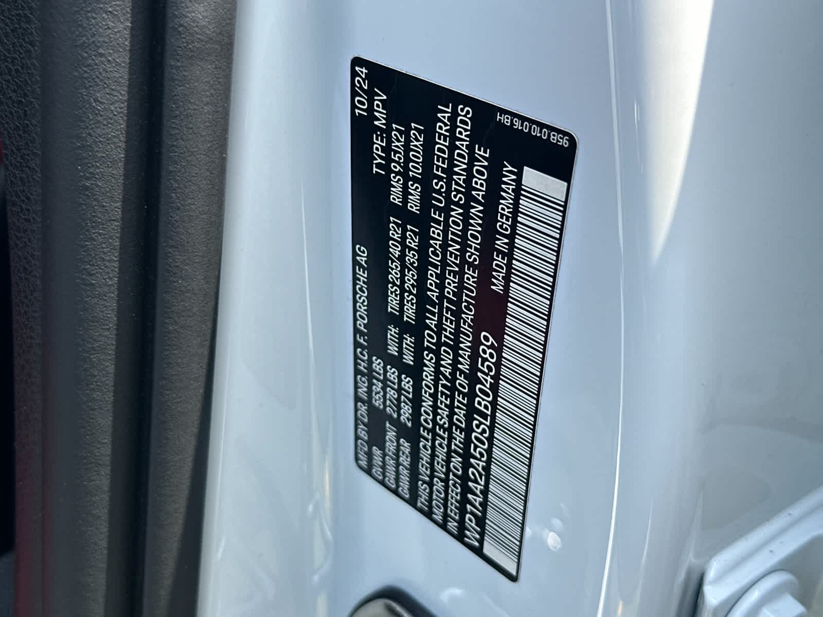 2025 Porsche Macan Macan