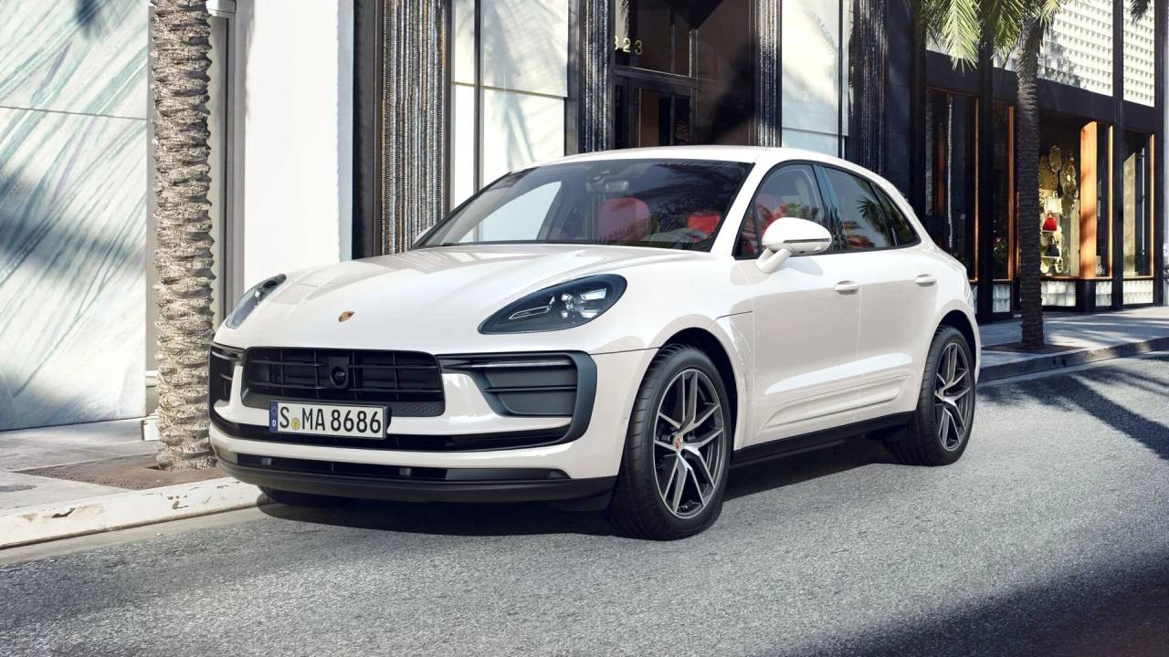 2025 Porsche Macan Base