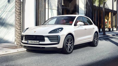 2025 Porsche Macan AWD