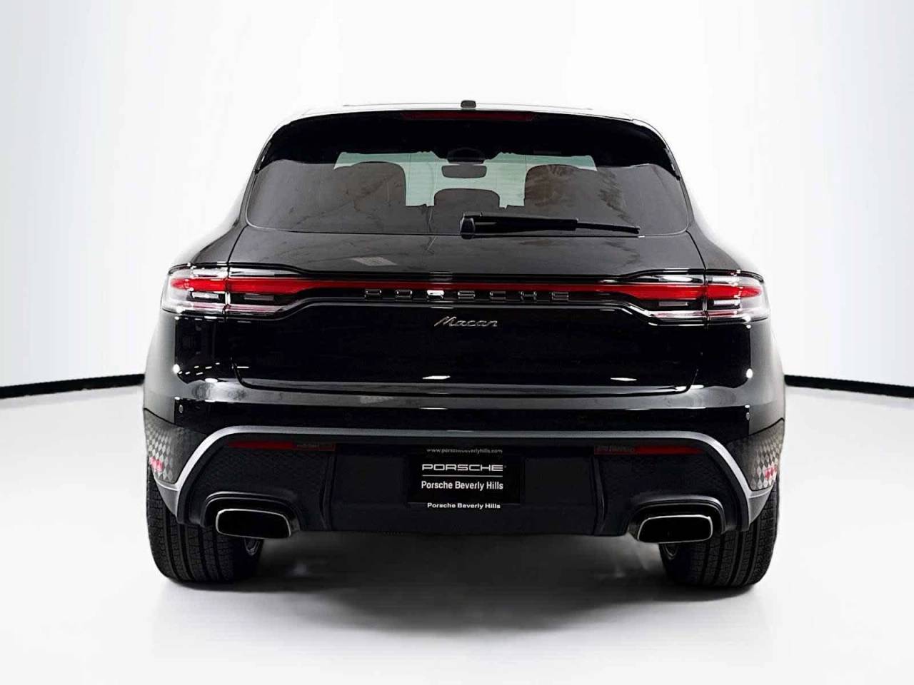 2025 Porsche Macan AWD