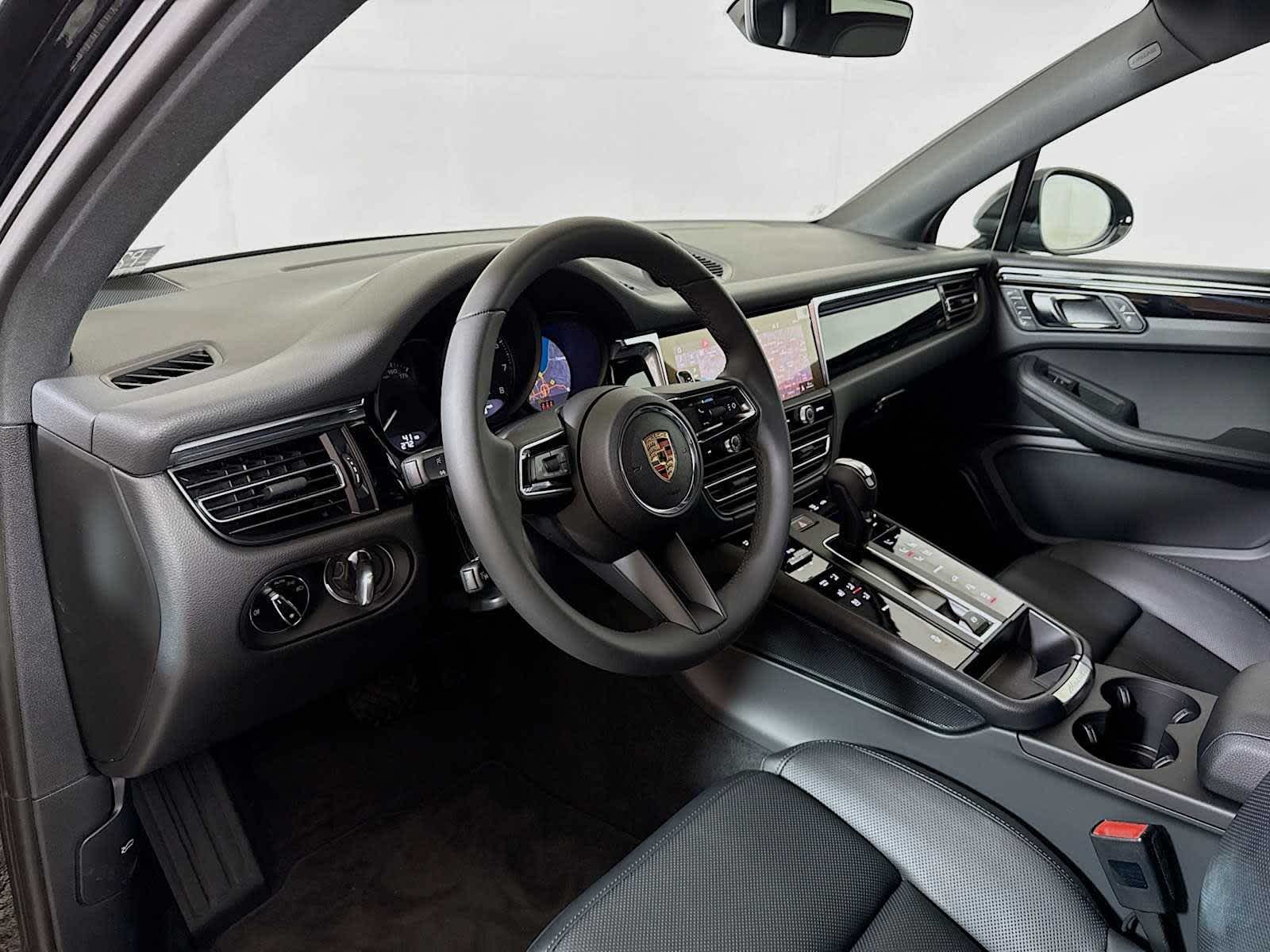 2025 Porsche Macan Macan