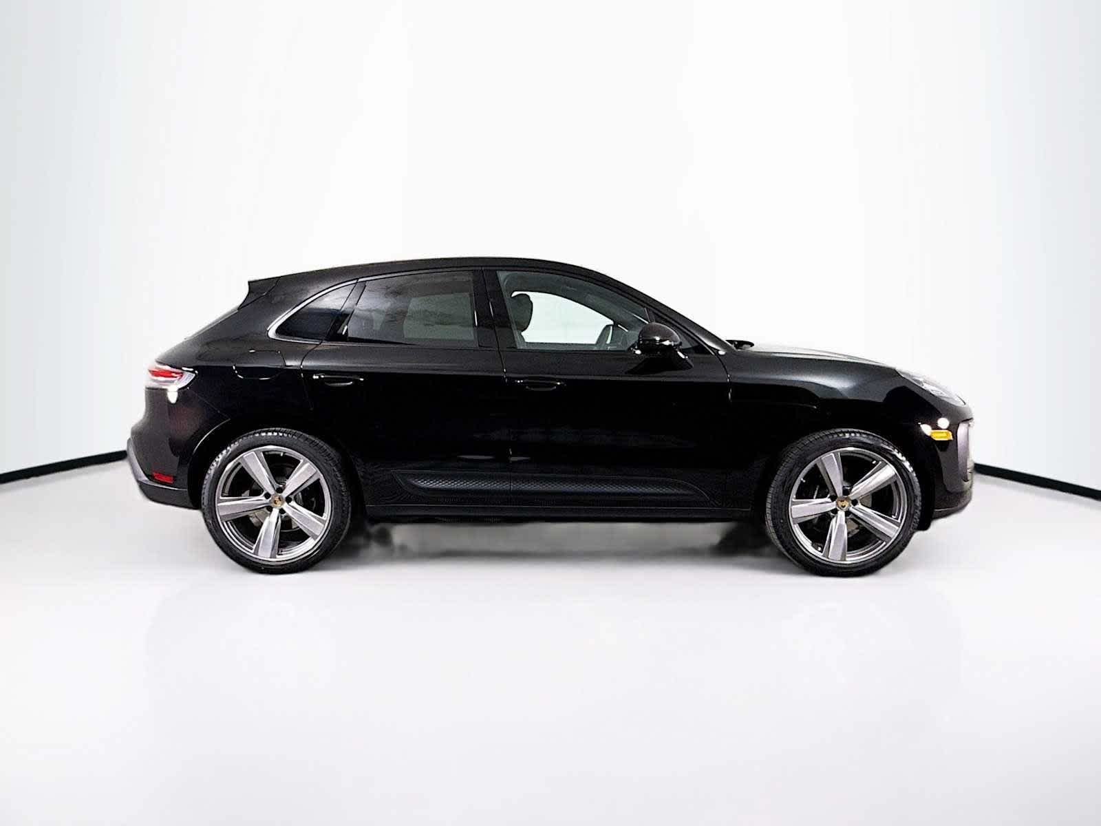 2025 Porsche Macan Macan