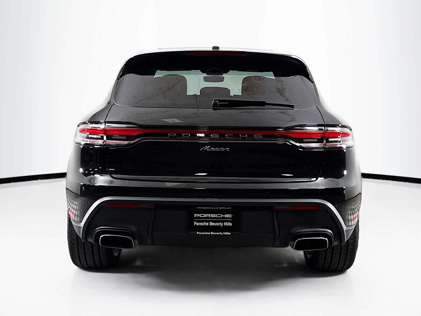 2025 Porsche Macan Macan