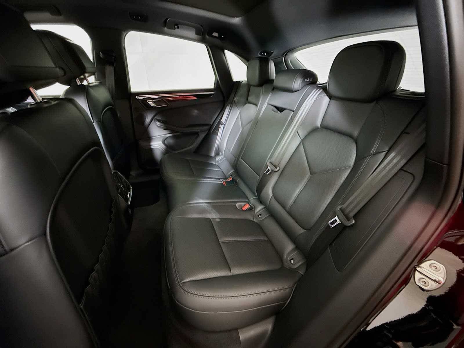 2025 Porsche Macan Macan