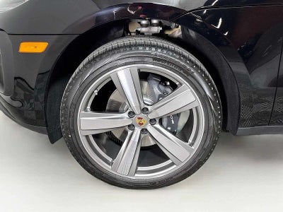 2025 Porsche Macan Macan