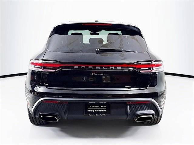 2025 Porsche Macan AWD