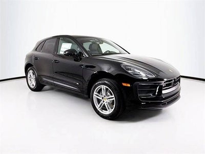 2025 Porsche Macan AWD