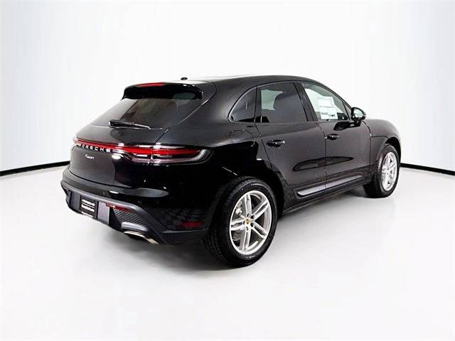 2025 Porsche Macan AWD