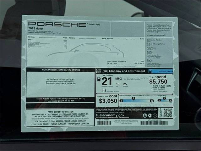 2025 Porsche Macan Base