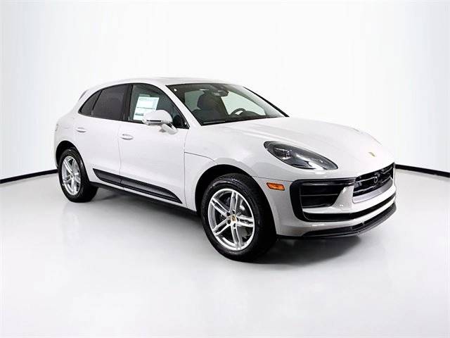 2025 Porsche Macan Base