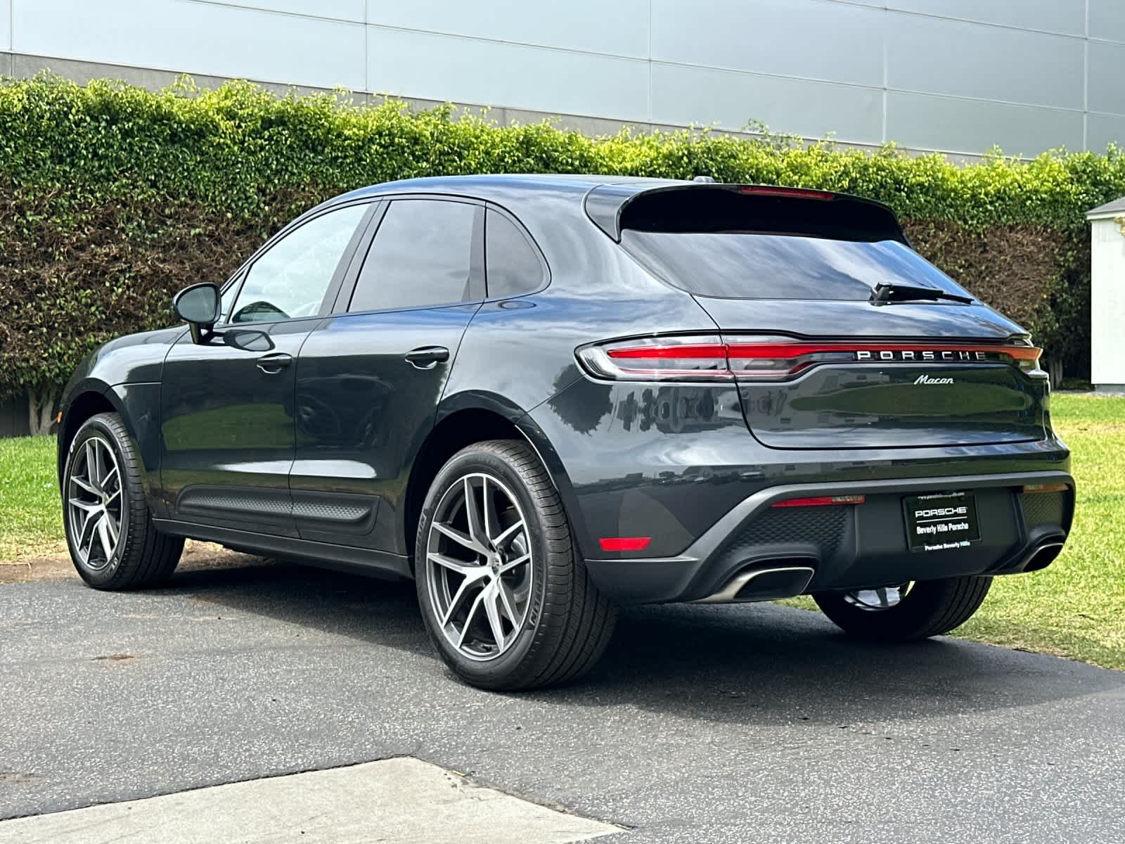 2025 Porsche Macan Macan