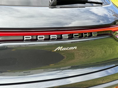 2025 Porsche Macan Macan