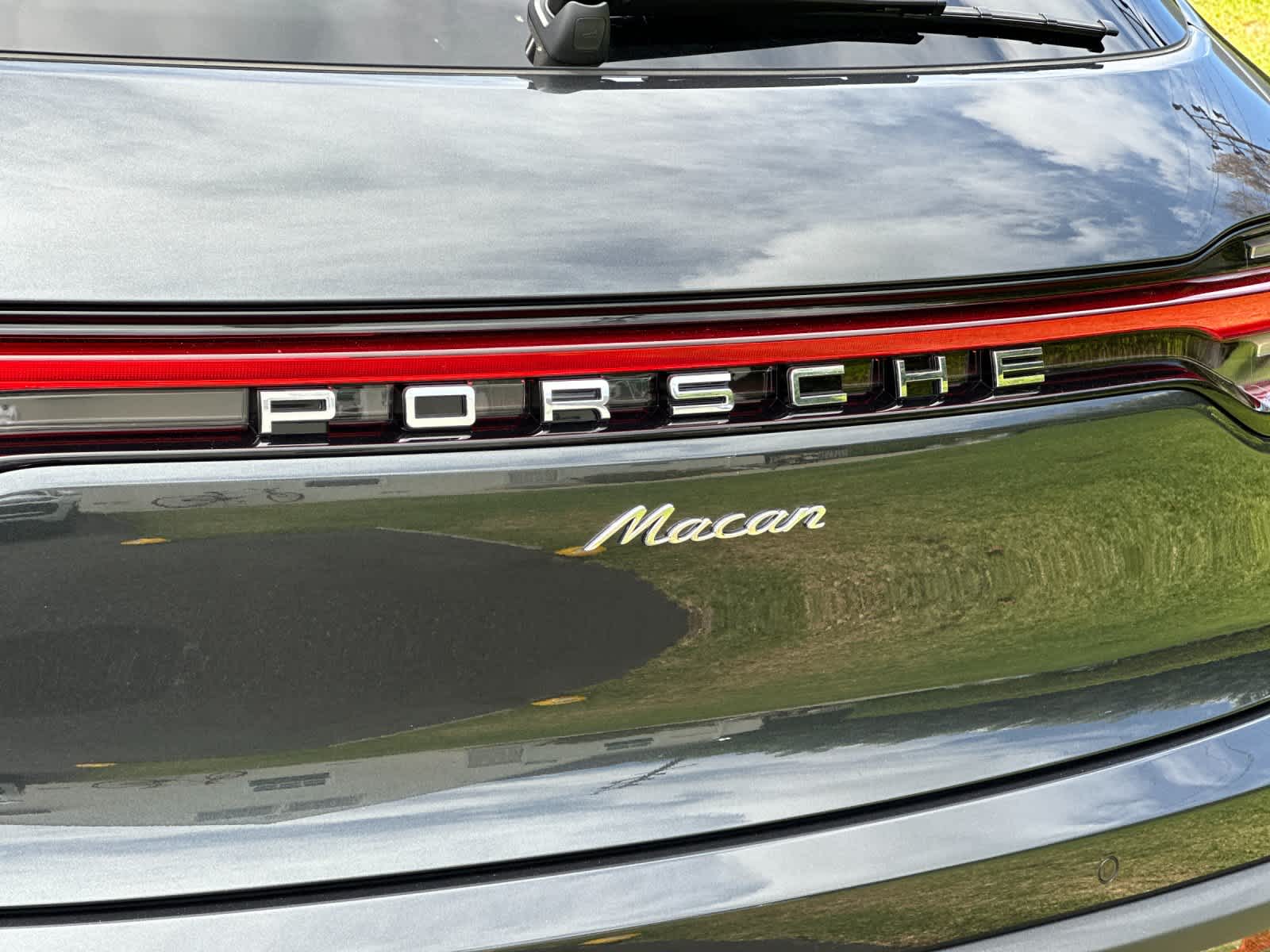 2025 Porsche Macan Macan