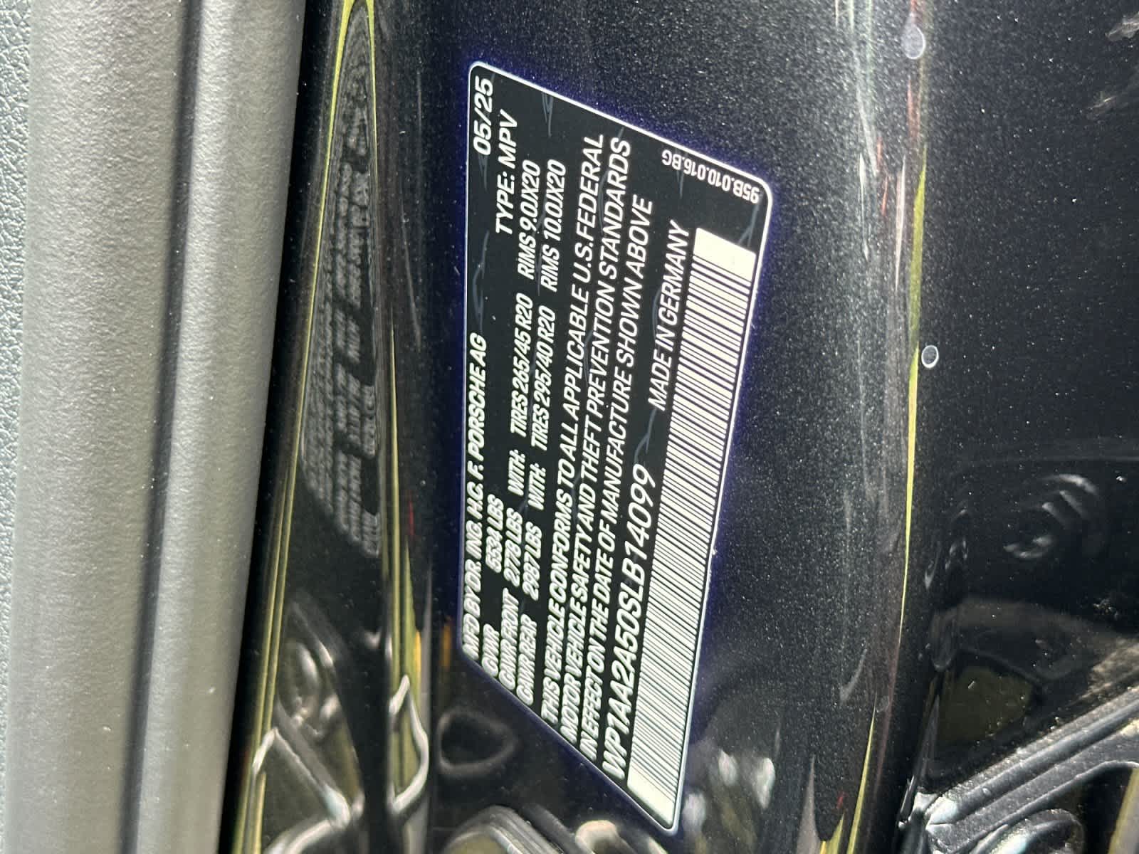2025 Porsche Macan Macan