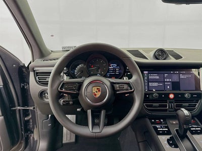 2025 Porsche Macan Macan