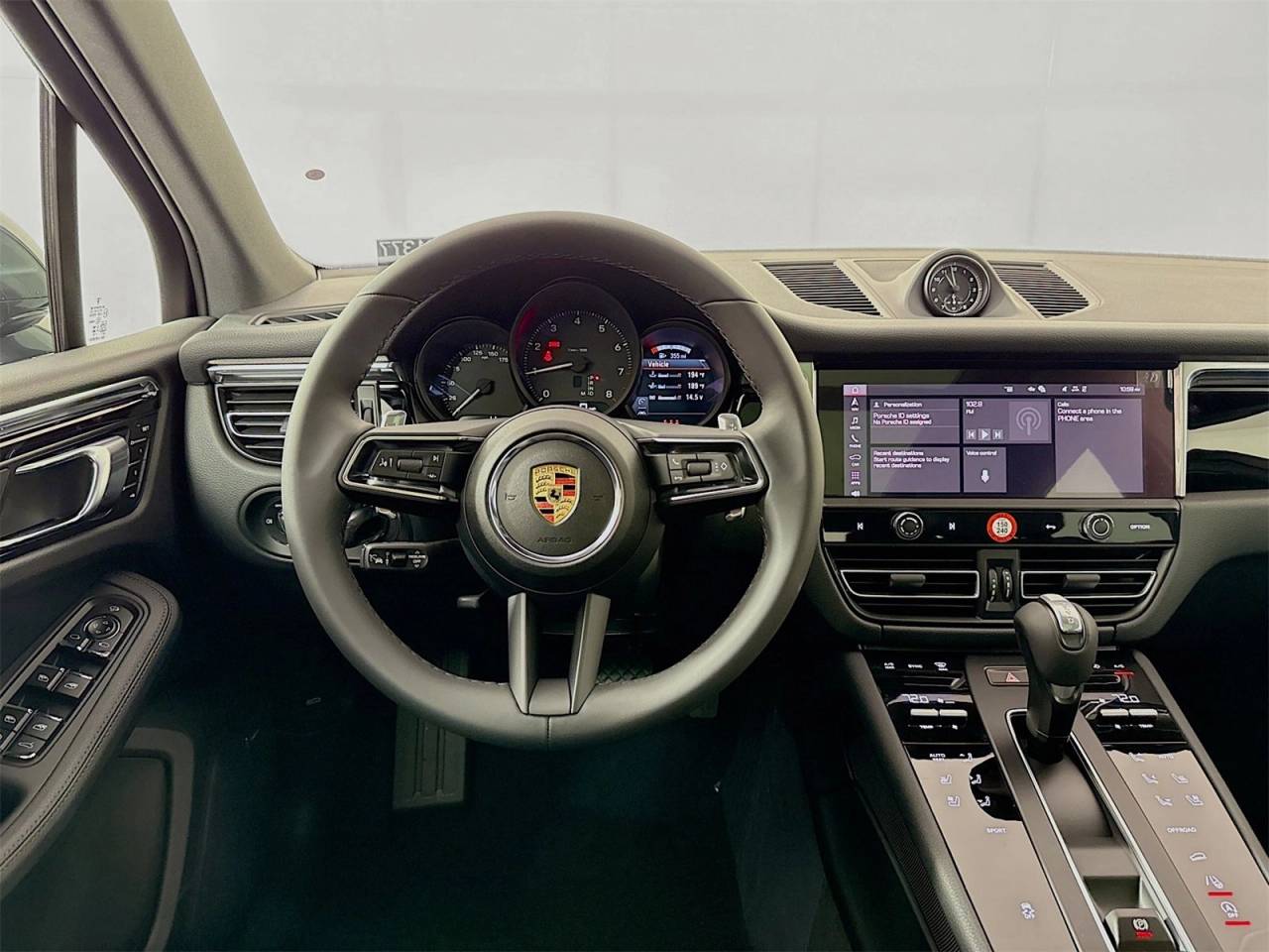 2025 Porsche Macan Macan
