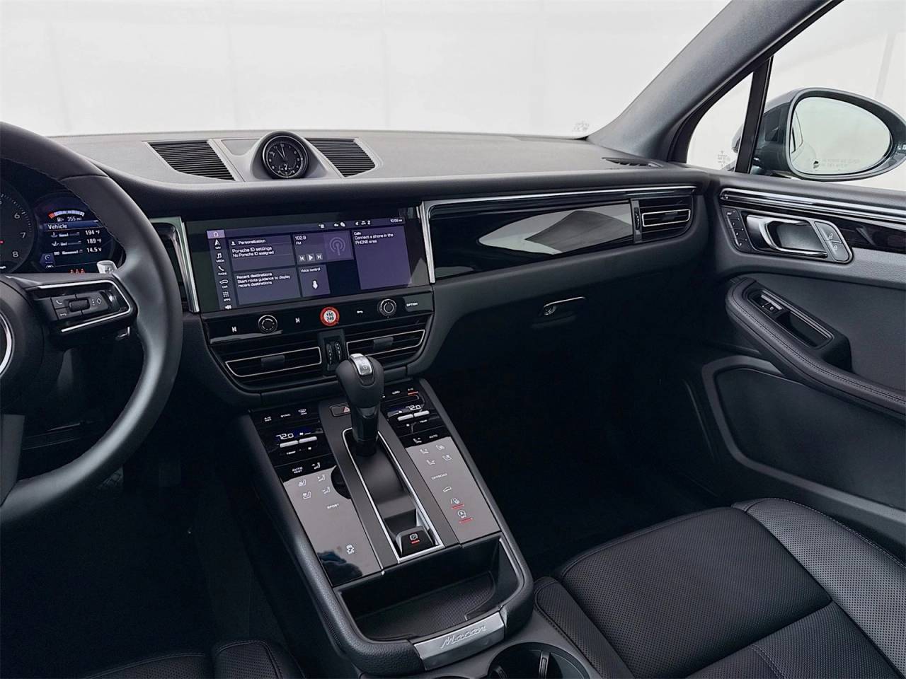 2025 Porsche Macan Macan
