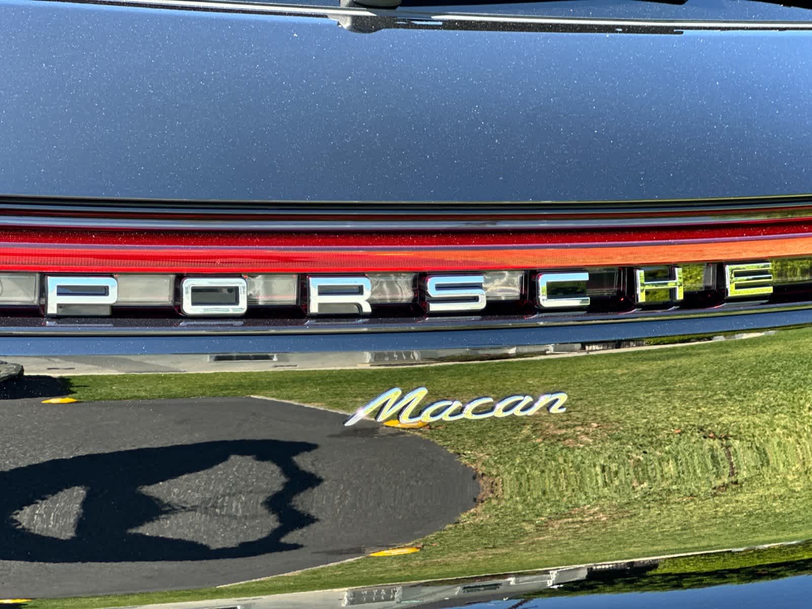 2026 Porsche Macan Macan