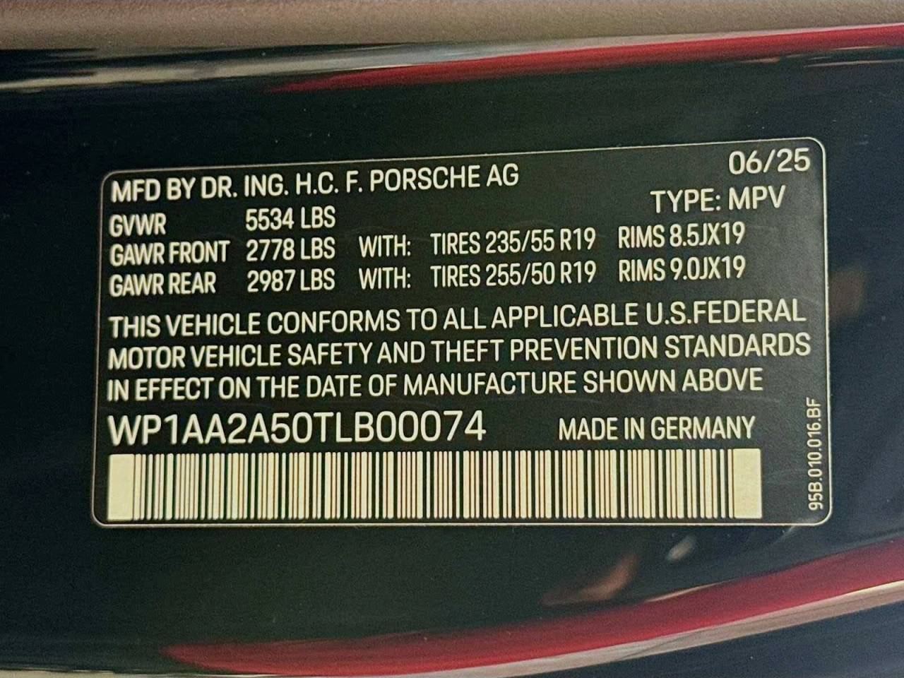 2026 Porsche Macan Macan