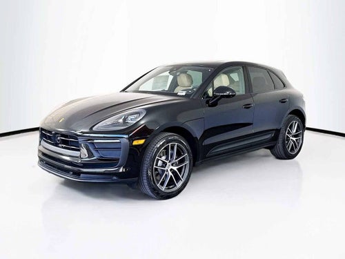 2026 Porsche Macan Base