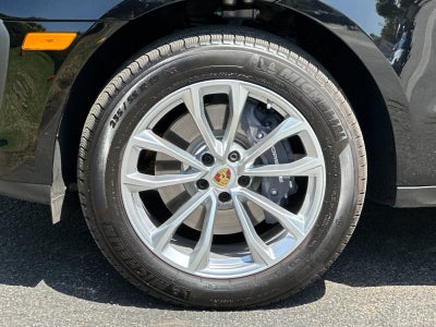 2026 Porsche Macan Macan