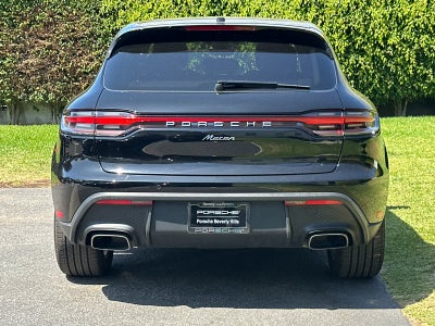 2026 Porsche Macan Macan
