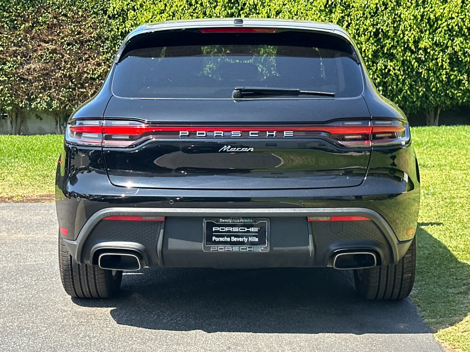 2026 Porsche Macan Macan