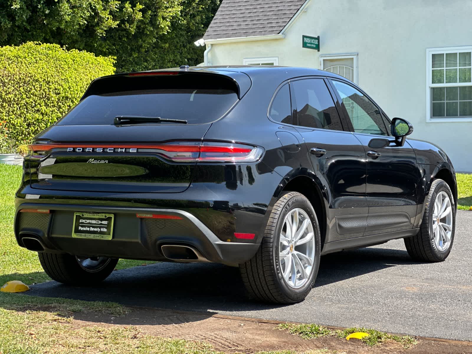 2026 Porsche Macan Macan