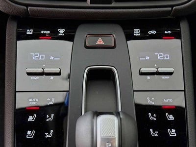 2026 Porsche Macan AWD