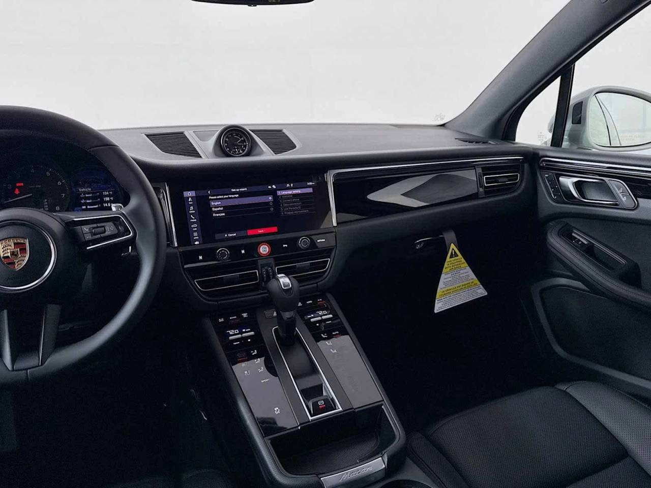 2026 Porsche Macan AWD