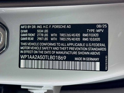 2026 Porsche Macan AWD