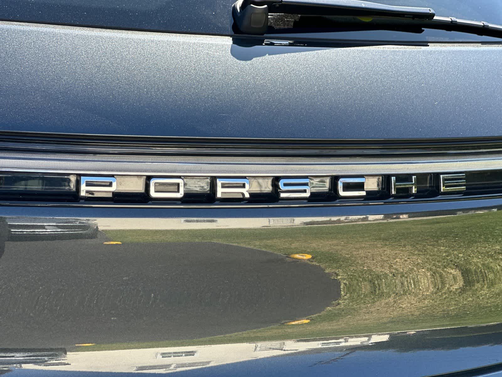 2026 Porsche Macan Macan