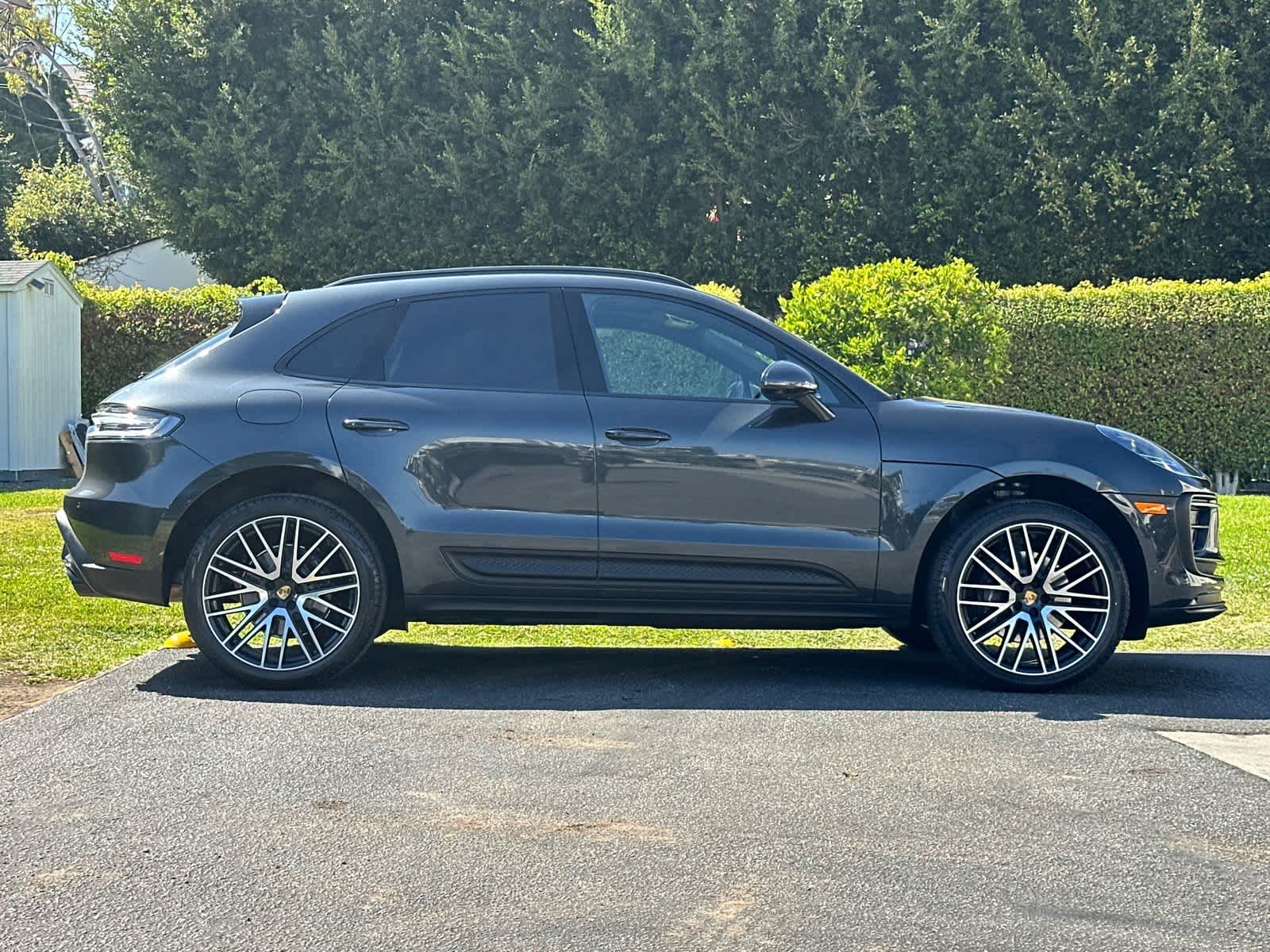 2026 Porsche Macan Macan