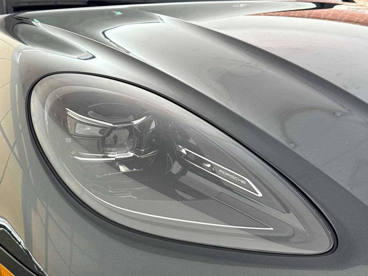 2026 Porsche Macan Macan