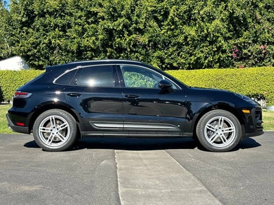 2026 Porsche Macan AWD