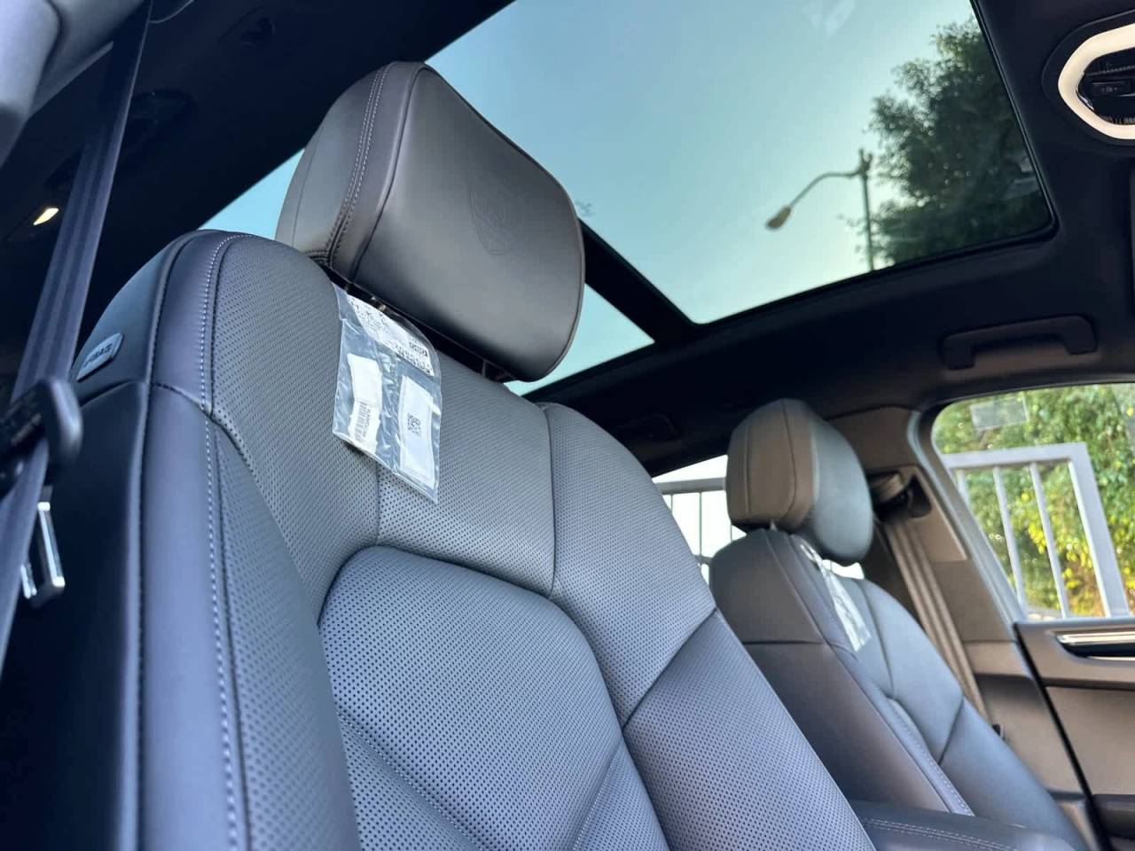 2026 Porsche Macan AWD