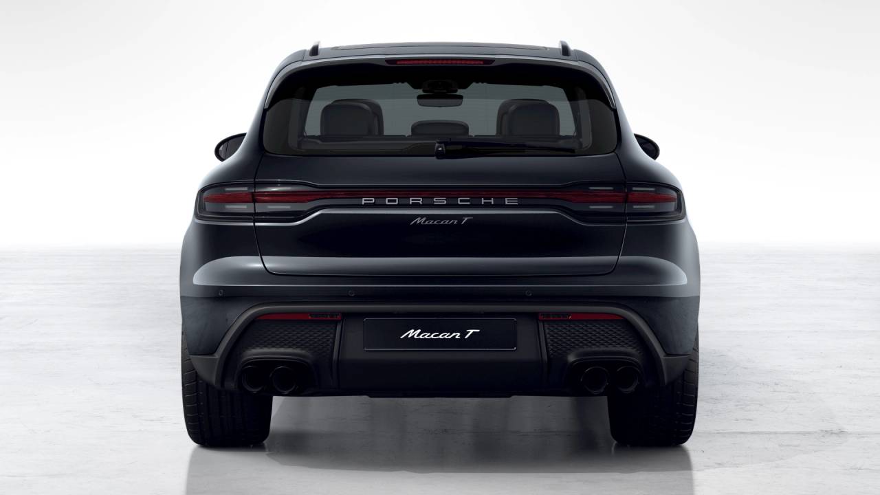 2026 Porsche Macan AWD