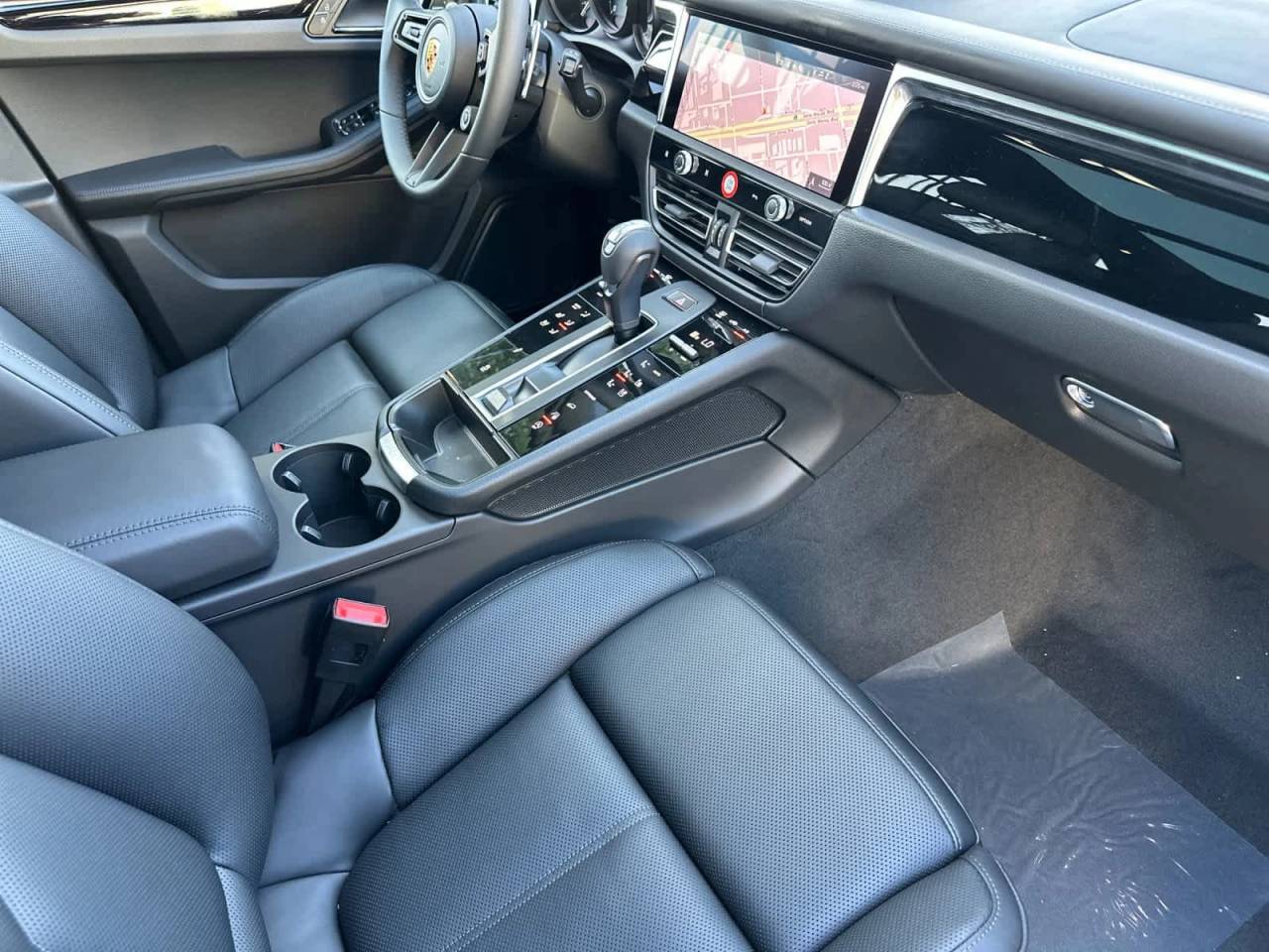 2026 Porsche Macan Macan T