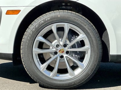 2026 Porsche Macan Macan