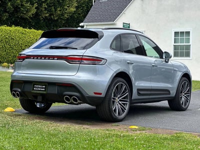 2026 Porsche Macan Base