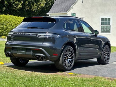 2026 Porsche Macan Base