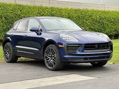 2026 Porsche Macan Base