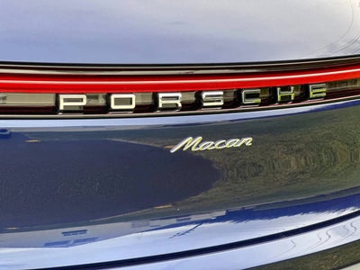 2026 Porsche Macan Base