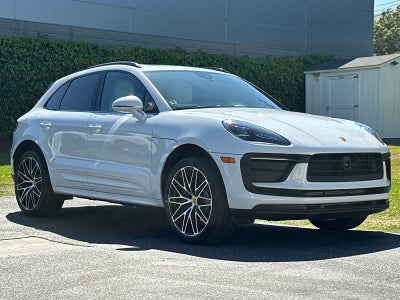 2026 Porsche Macan Base