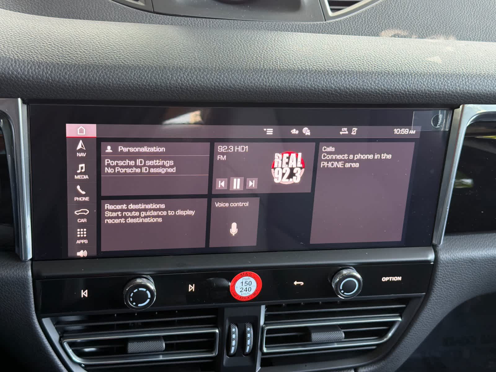 2026 Porsche Macan Macan