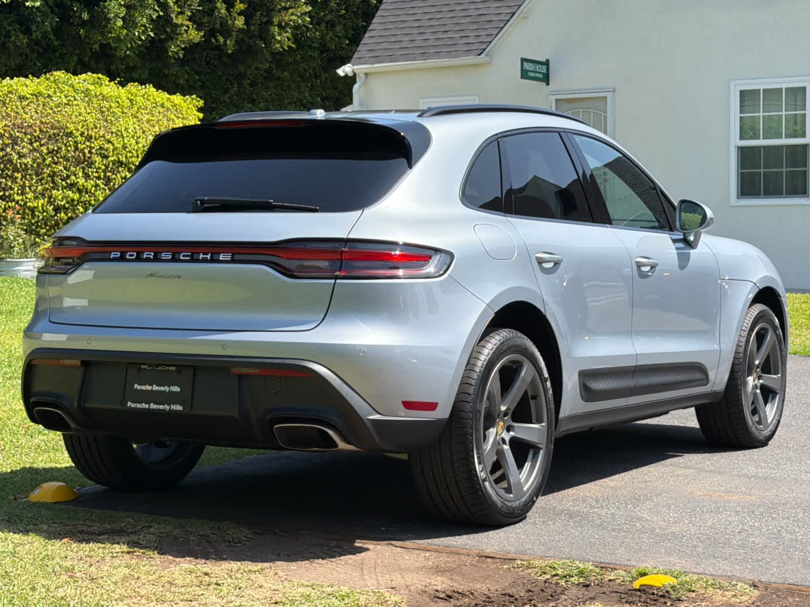 2026 Porsche Macan Macan