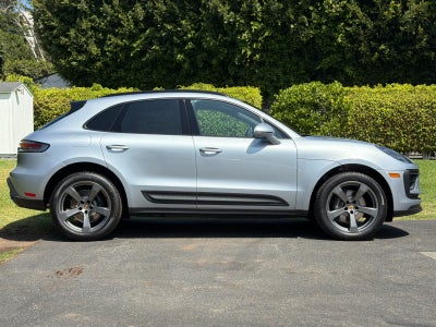 2026 Porsche Macan Macan