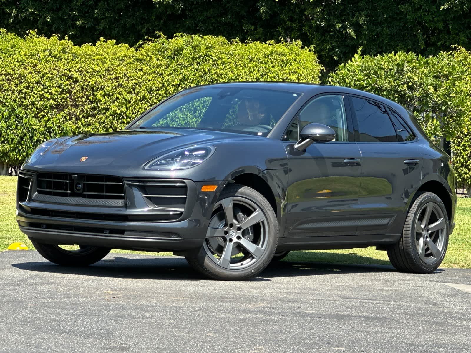2026 Porsche Macan Macan