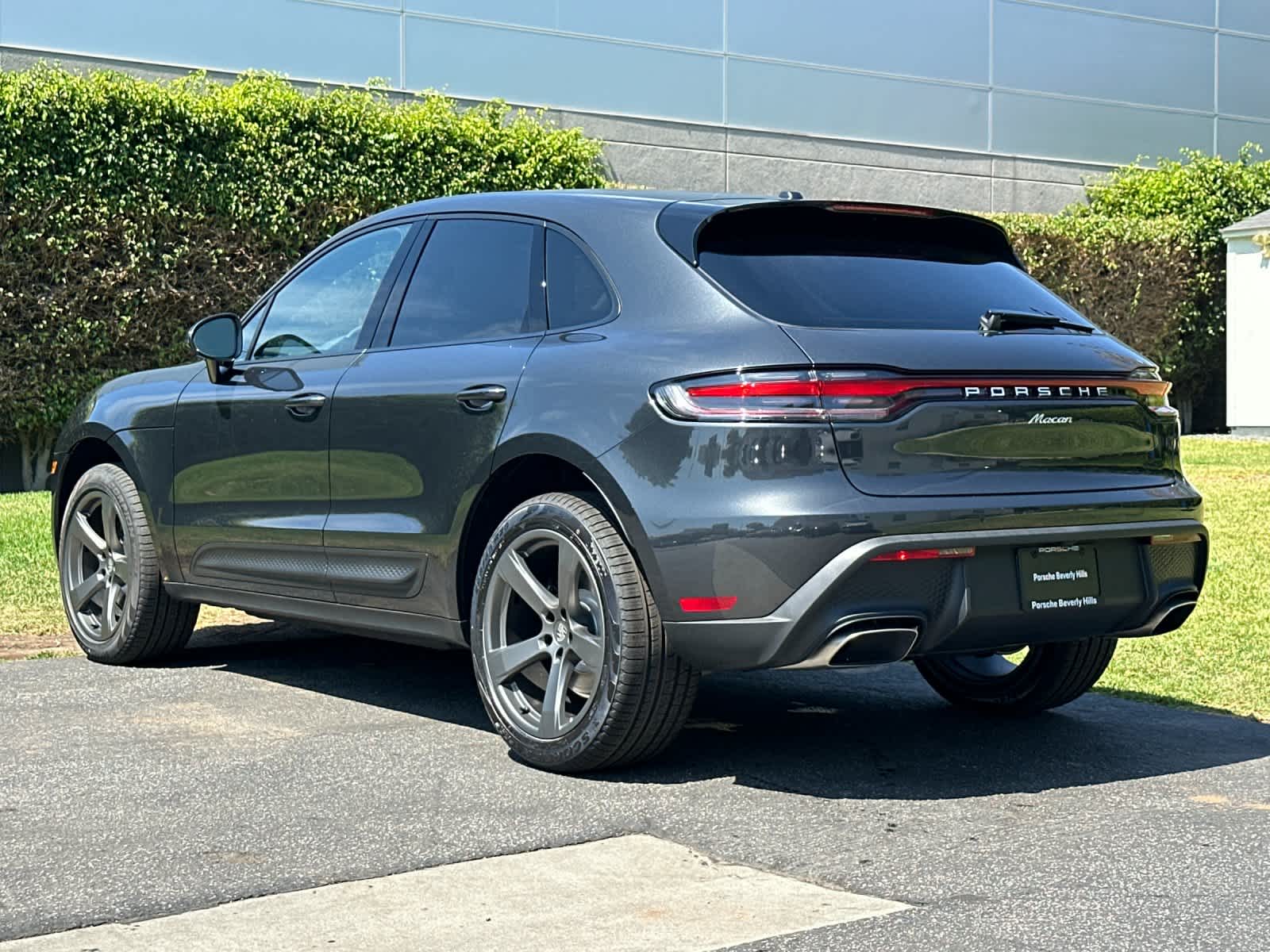 2026 Porsche Macan Macan